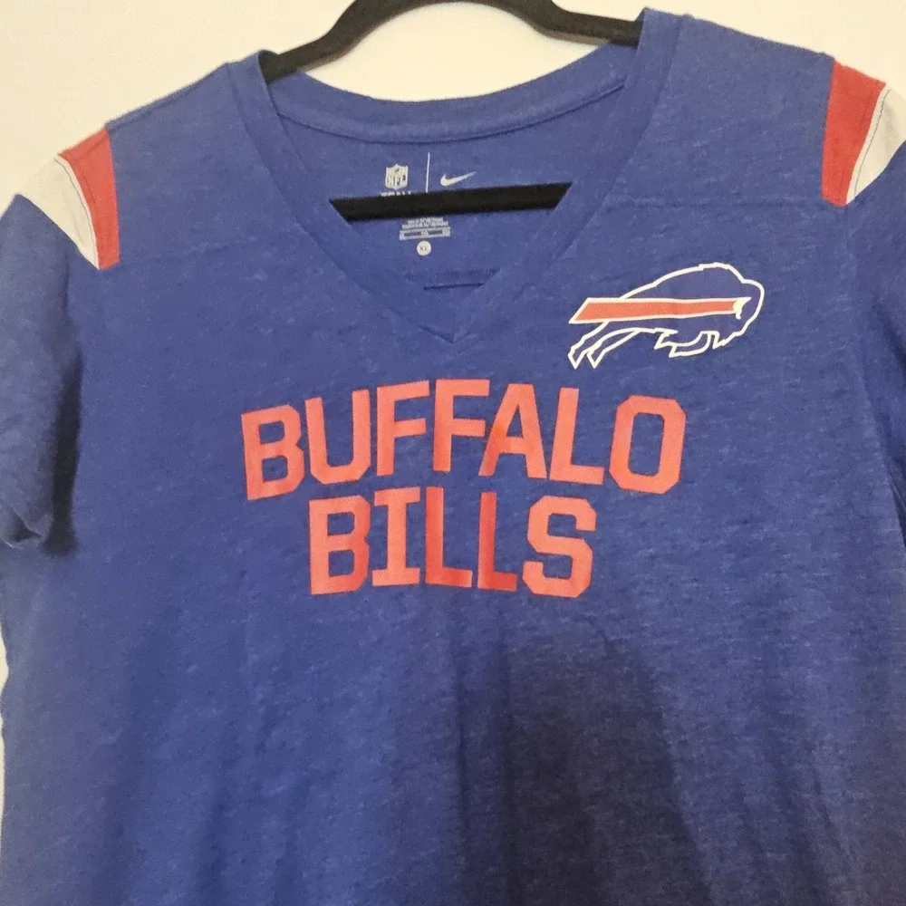 Nike Buffalo Bill's Womens V-Neck T‎ Shirt Blue Red White NFL Athletic